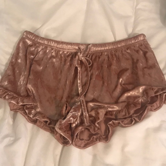 POL Other - Mauve crushed velvet sleep shorts. Size large